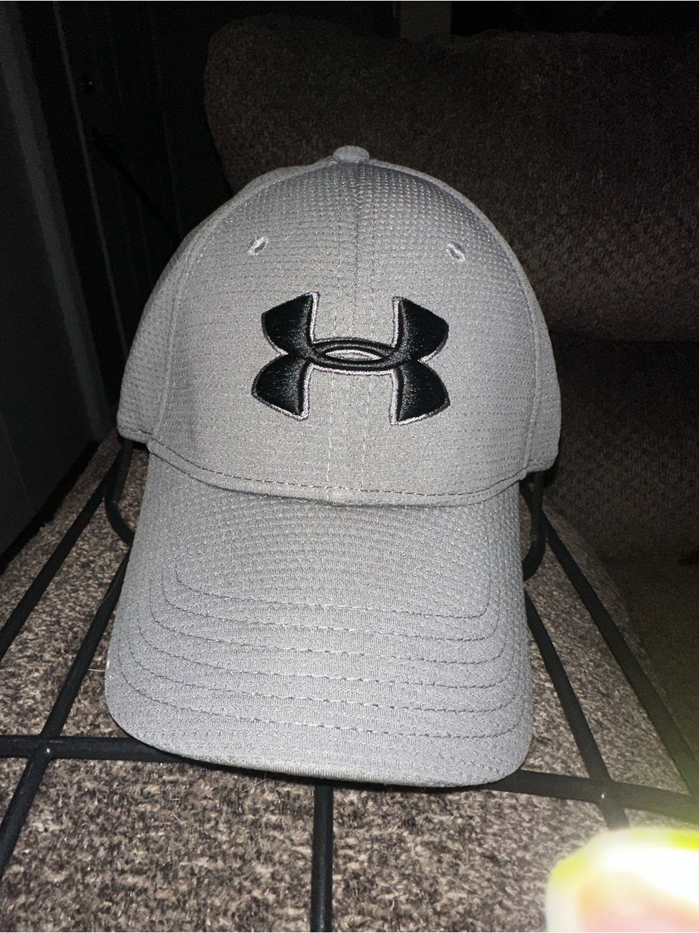 Under Armour Men's Light Gray Performance Hat with Black Logo